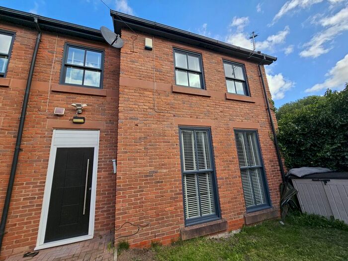 3 Bedroom Semi-Detached House To Rent In Abbeymill Court, Wavertree, Liverpool, L15