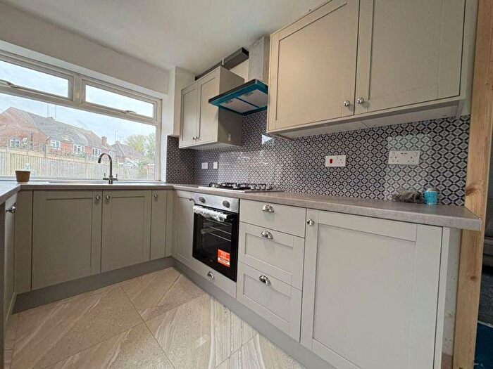 3 Bedroom Semi-detached House To Rent In Stirling Close, Uxbridge, UB8