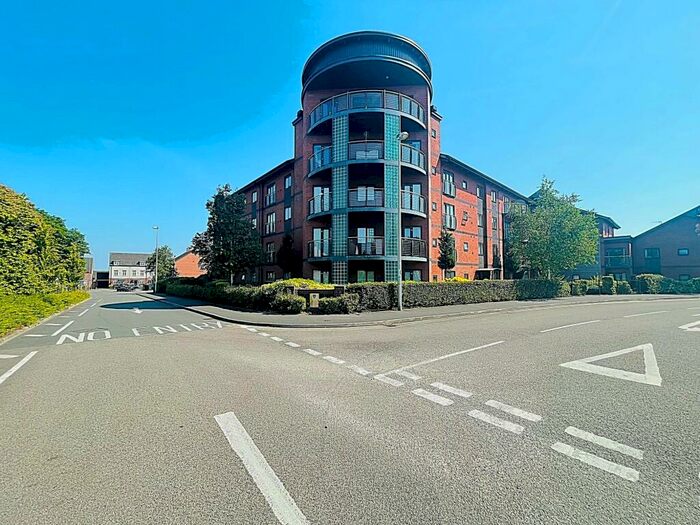 1 Bedroom Flat To Rent In Churchfields Way, West Bromwich, B71