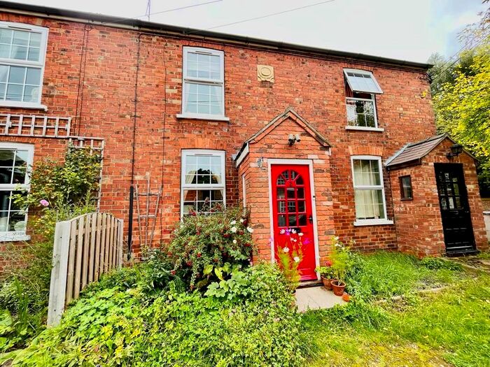 3 Bedroom Terraced House For Sale In Brampton, Lincoln, LN1