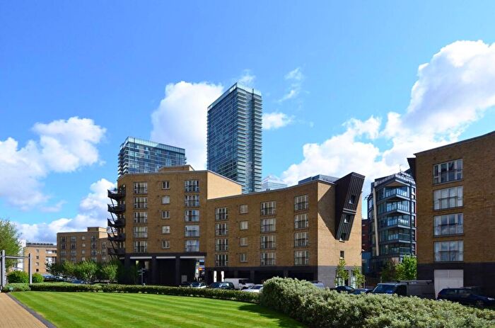 2 Bedroom Flat To Rent In Franklin Building, Canary Wharf, London, E14