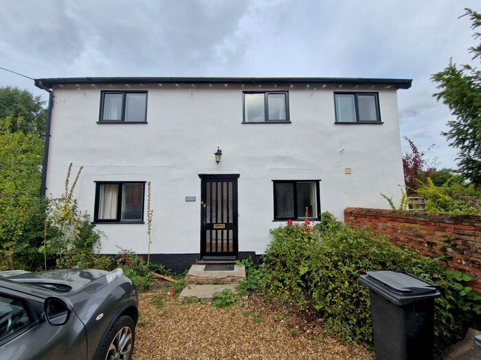 2 Bedroom Detached House To Rent In Crossing Road, Palgrave, Diss, IP22