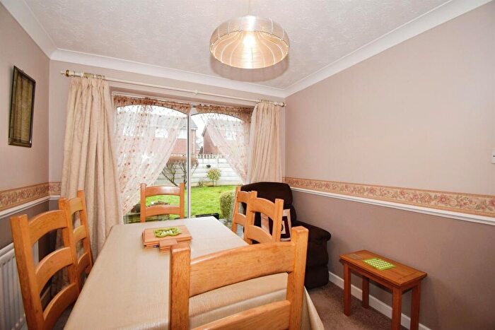 4 Bedroom Detached House For Sale In Poachers Place, Oadby, Leicester, LE2