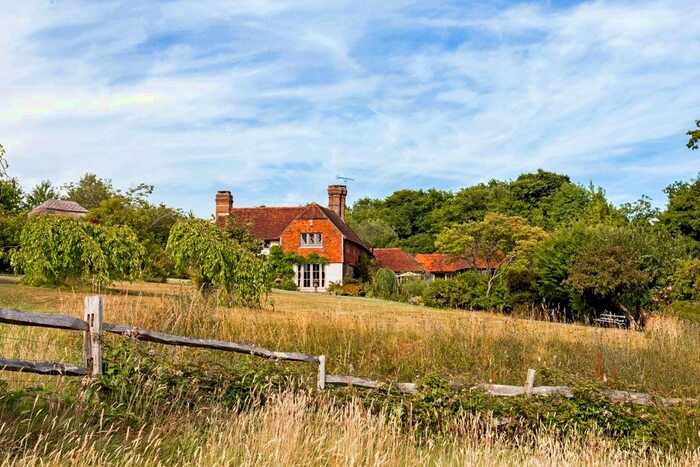 6 Bedroom Flat To Rent In Church Lane, Danehill, Haywards Heath, RH17