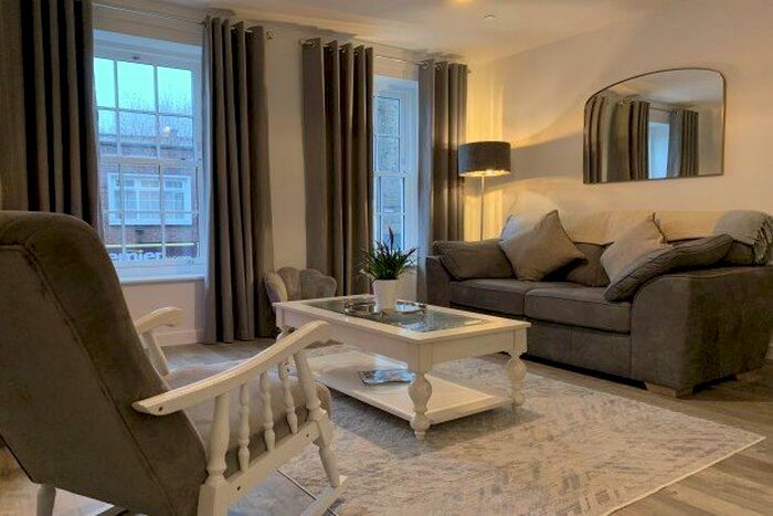 1 Bedroom Flat To Rent In High Street, Ramsgate CT11