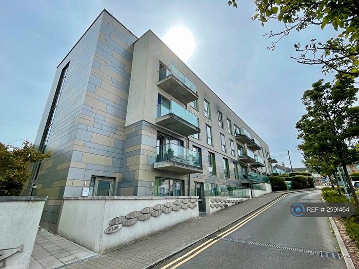 2 Bedroom Flat To Rent In The Summit, Bournemouth, BH2