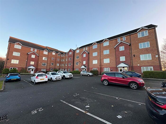 2 Bedroom Flat For Sale In Lantern Court, Hall Lane, Manchester, M23