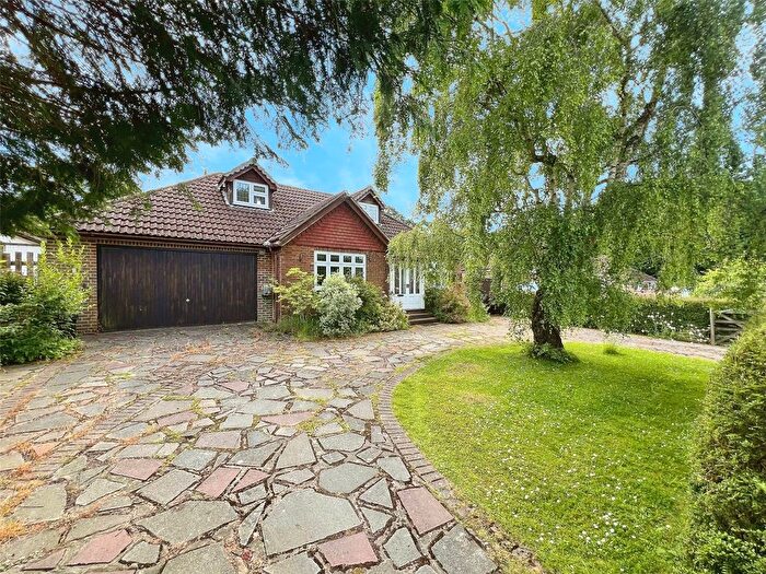 4 Bedroom Bungalow For Sale In Hollywood Lane, West Kingsdown, Sevenoaks, Kent, TN15