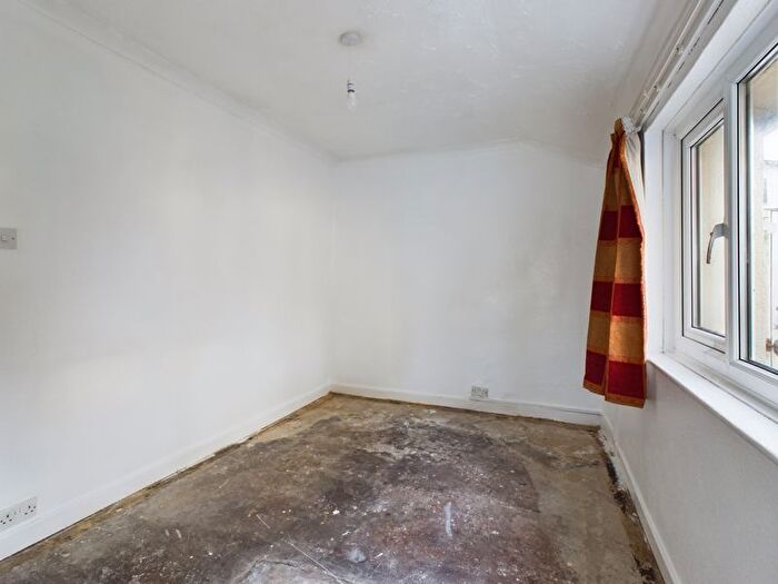 2 Bedroom End Of Terrace House For Sale In Pool - Chain Free Sale, Ideal First Time Buyer, TR15