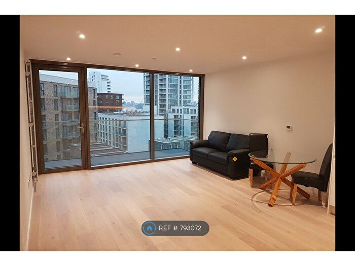 2 Bedroom Flat To Rent In Schooner Road, London, E16