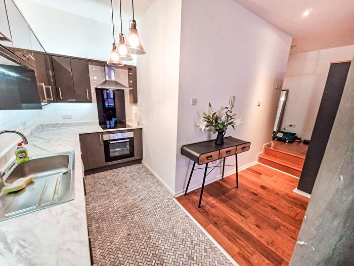 1 Bedroom Flat To Rent In Smithfield Buildings, Tib Street, Northern Quarter, Manchester, M4