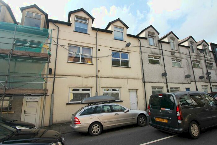 1 Bedroom Flat To Rent In Ystrad Road, Pentre, CF41