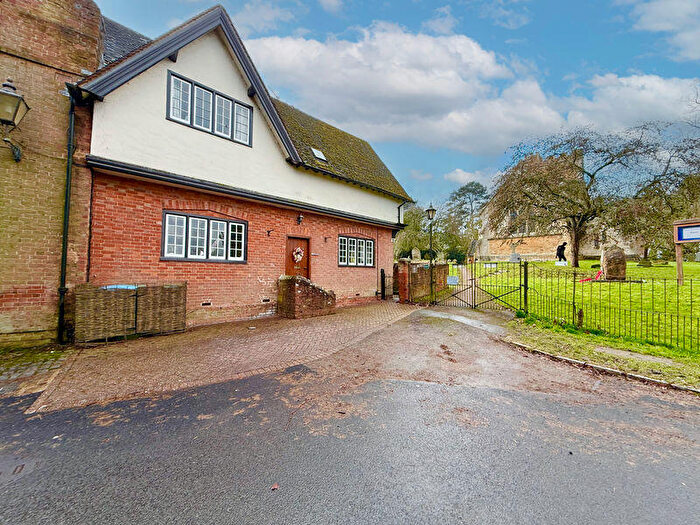 3 Bedroom Cottage For Sale In Church Cottage, Mentmore, LU7