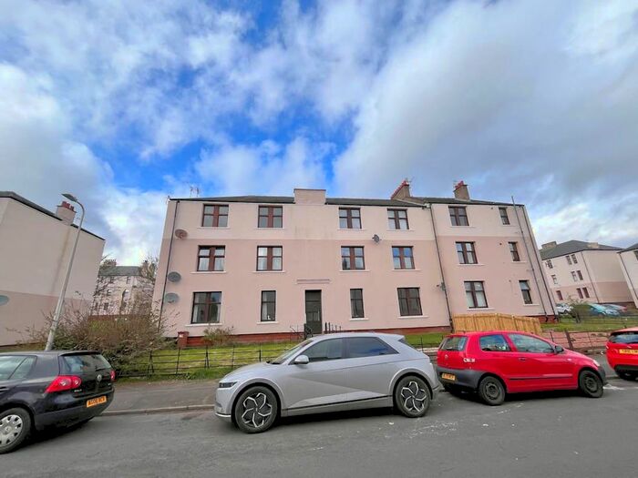 2 Bedroom Flat To Rent In Hepburn Street, Dundee, DD3