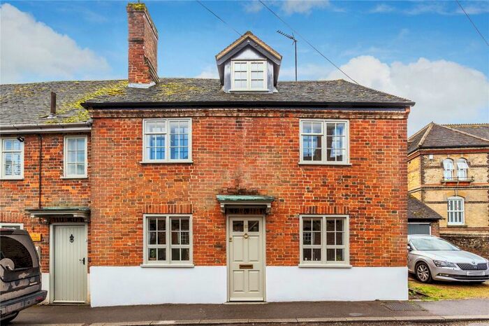 4 Bedroom House To Rent In The Street, Puttenham, Guildford, Surrey, GU3