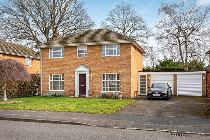 4 Bedroom Detached House For Sale In The Birchwoods, Tilehurst, Reading, RG31