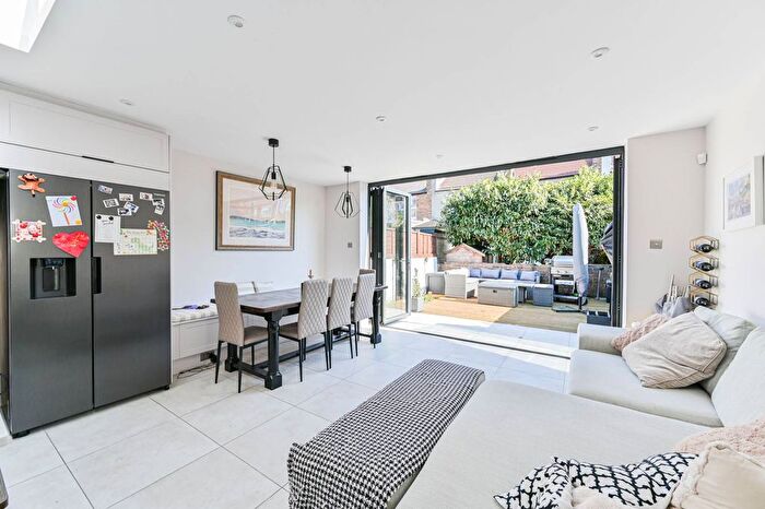 5 Bedroom Terraced House For Sale In Bruce Road, Mitcham, CR4