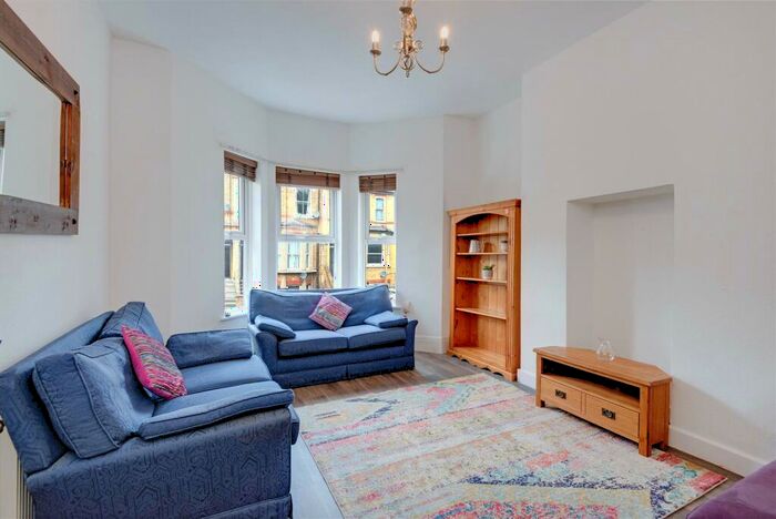 5 Bedroom Terraced House To Rent In Kingsgate Road, West Hampstead, London, NW6