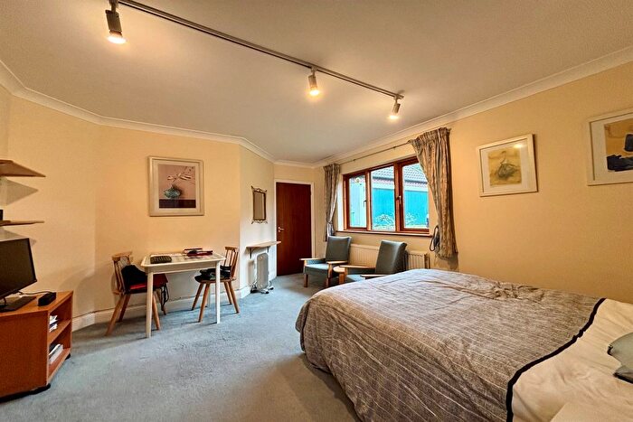 1 Bedroom Flat To Rent In The Annex, Iffley Village, OX4