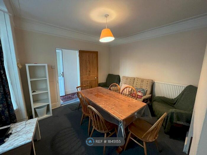 4 Bedroom Terraced House To Rent In Arnold Road, Southampton, SO17