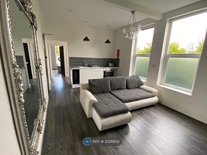 1 Bedroom Flat To Rent In Trinity Road, Bootle, L20