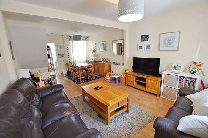 2 Bedroom Terraced House To Rent In Ebury Road, Watford, WD17