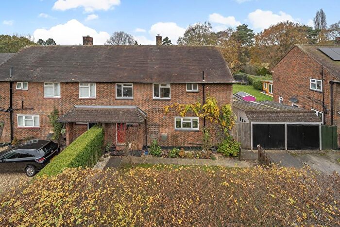 4 Bedroom Semi-Detached House To Rent In Camberley, Surrey, GU15