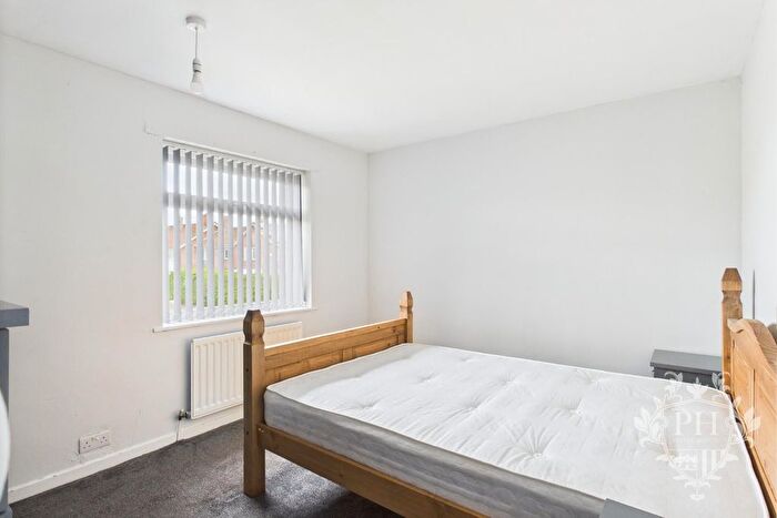 4 Bedroom Semi-Detached House To Rent In Homerton Road, Middlesbrough, TS3