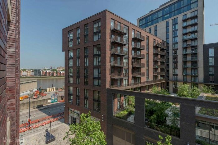 1 Bedroom Flat To Rent In Capital Building, Embassy Gardens, Nine Elms, SW11