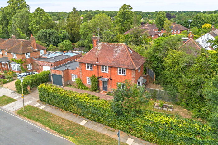4 Bedroom Detached House For Sale In Youngs Rise, Welwyn Garden City, AL8