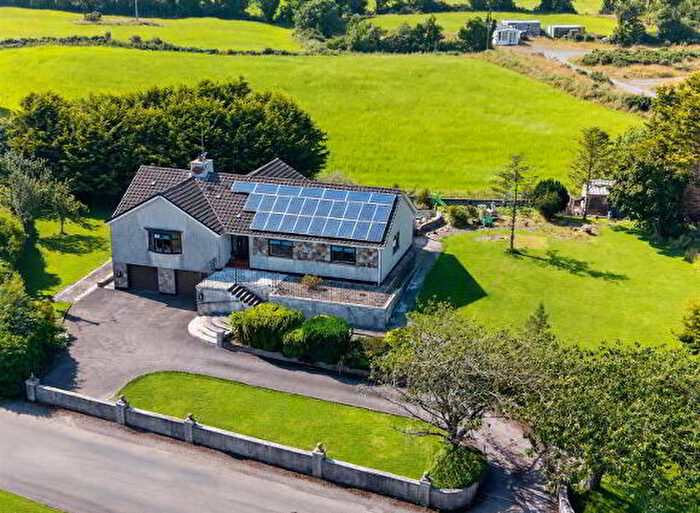 4 Bedroom House For Sale In Killybawn Road, Ballynahinch, BT24