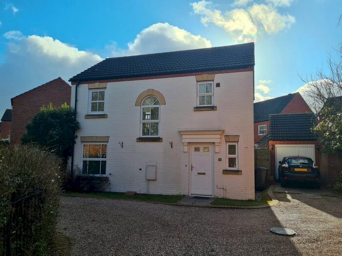 3 Bedroom Detached House To Rent In Boathouse Field, Lichfield, Staffordshire, WS13