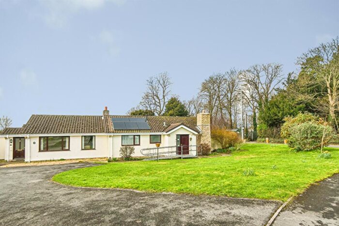 2 Bedroom Semi-Detached Bungalow For Sale In Savernake Drive, Calne, SN11