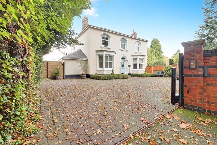 4 Bedroom Detached House For Sale In Fields Road, Alsager, ST7