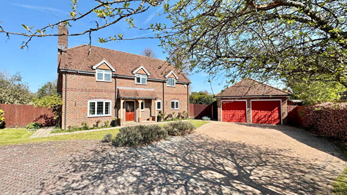 4 Bedroom Detached House For Sale In Hollycroft, Ashford Hill, RG19