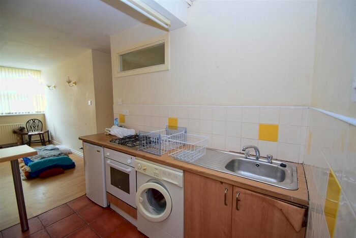 1 Bedroom Flat To Rent In High Street, Gateshead, NE8