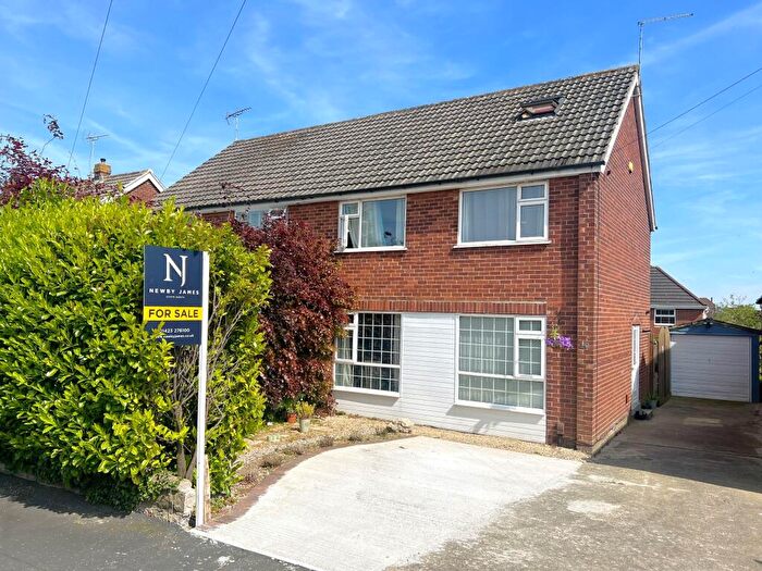 4 Bedroom Semi Detached House For Sale In Aspin Drive, Knaresborough, HG5