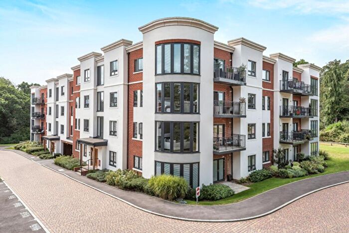 2 Bedroom Apartment To Rent In London Road, Binfield, RG42