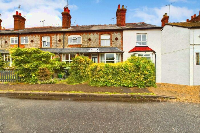 3 Bedroom Terraced House To Rent In Thames Avenue, Pangbourne, Reading, Berkshire, RG8