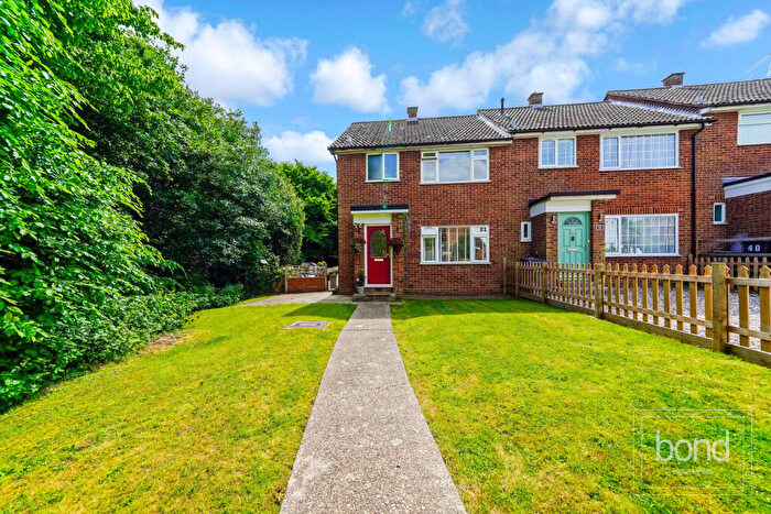 3 Bedroom End Of Terrace House For Sale In Millfields, Danbury, Chelmsford, CM3