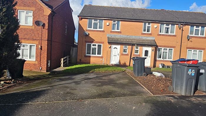 3 Bedroom End Of Terrace House For Sale In Maybank, Birmingham, B9