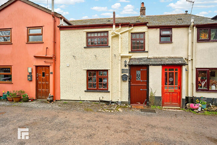 2 Bedroom Terraced House For Sale In Georgetown, Gwaelod-y-garth, Cardiff, CF15