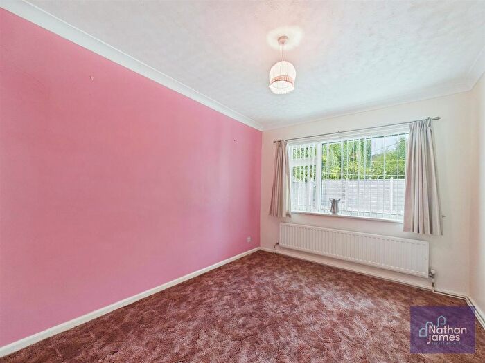 3 Bedroom Bungalow For Sale In Fordwich Close, St. Arvans, Chepstow, NP16