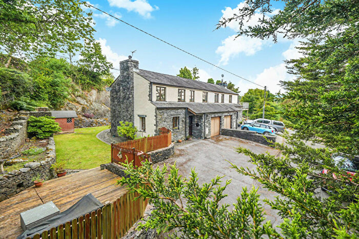 3 Bedroom Semi-Detached House For Sale In Tarnside Quarry, Crosthwaite, LA8