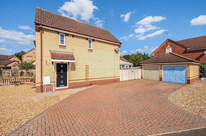 3 Bedroom End Of Terrace House For Sale In Mallow Road, Thetford, IP24