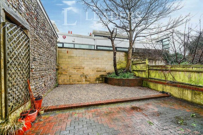 1 Bedroom Apartment To Rent In Devonshire Place, Brighton, BN2