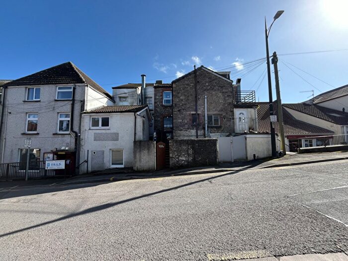 3 Bedroom Flat For Sale In Ty Castroggy, Chepstow, NP16