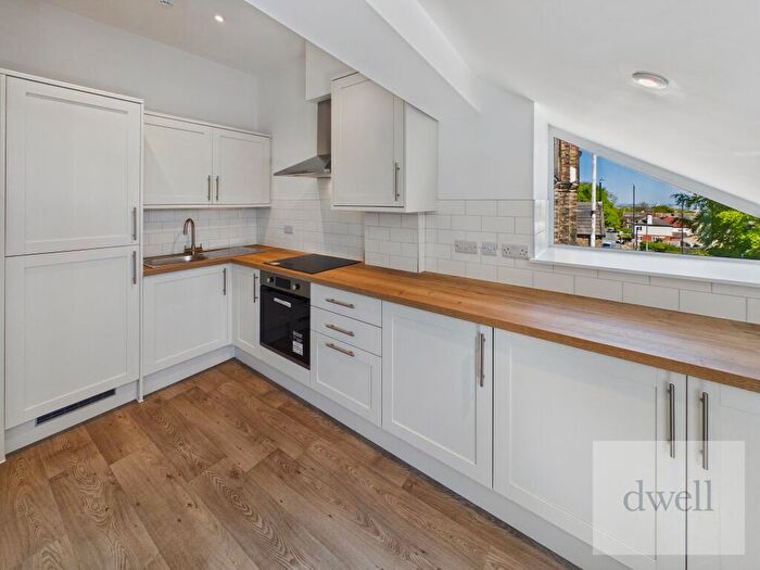 1 Bedroom Apartment To Rent In Chapeltown, Pudsey, Leeds, LS28