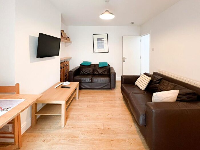 5 Bedroom Terraced House To Rent In Ninth Avenue, Horfield, Bristol, BS7