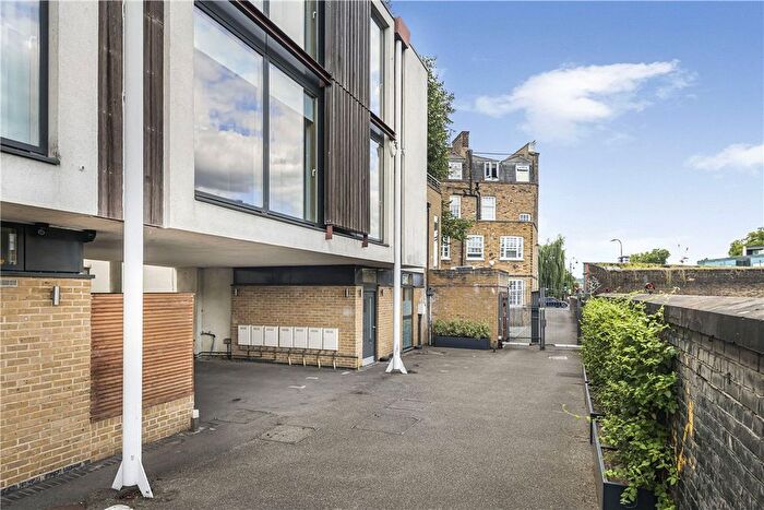 4 Bedroom Terraced House To Rent In Parkway, London, NW1